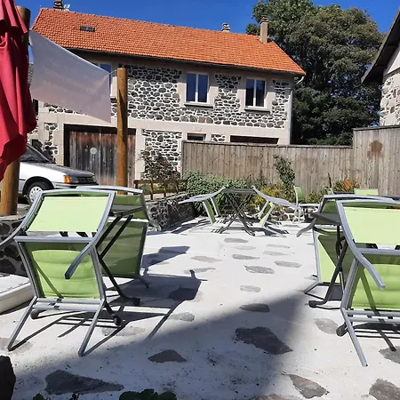 La Chaumiere Des Barthes Laussonne